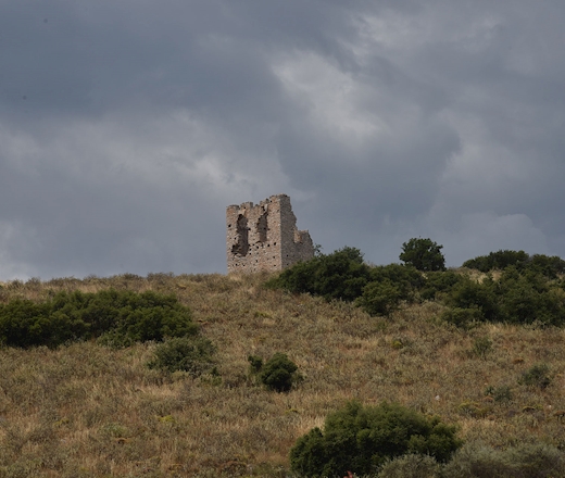 Πύργος Βασιλοπούλου, Ξερόλακκος Μύλων