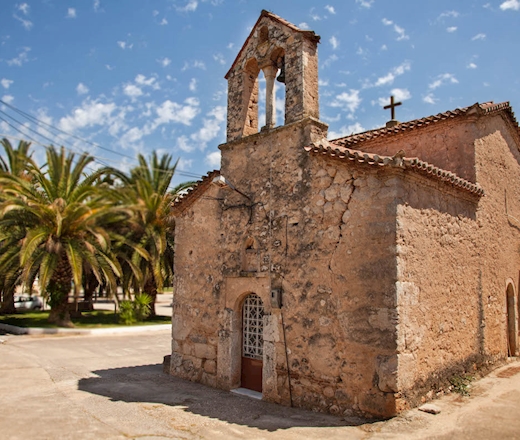 Ι. Ναός Κοιμήσεως Θεοτόκου, Πλατανίτι